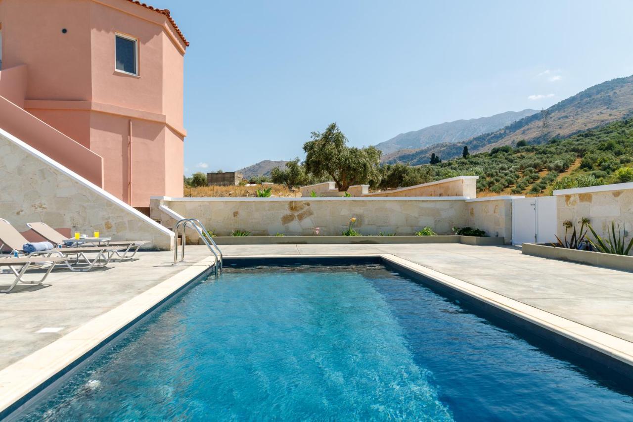 Georgioupoli Studio 2 With A Pool And Lake Views Екстериор снимка